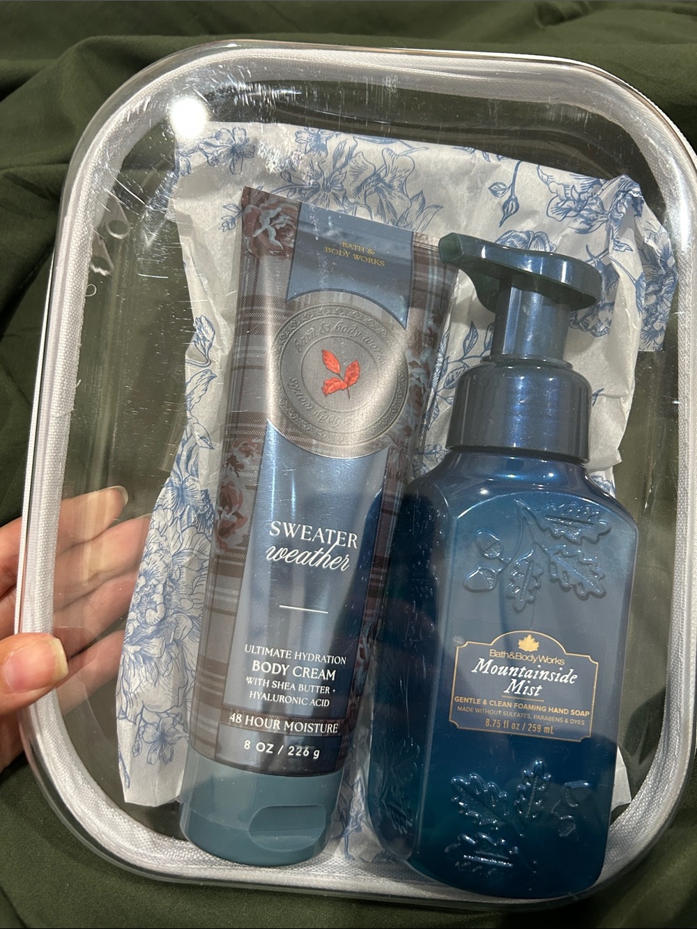 Bath & Body Works Sweater Weather Blue Gift Set